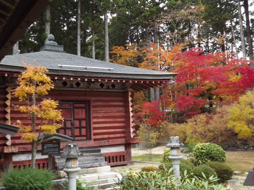 Koyasan Shukubo Jokiin Hotell Exteriör bild
