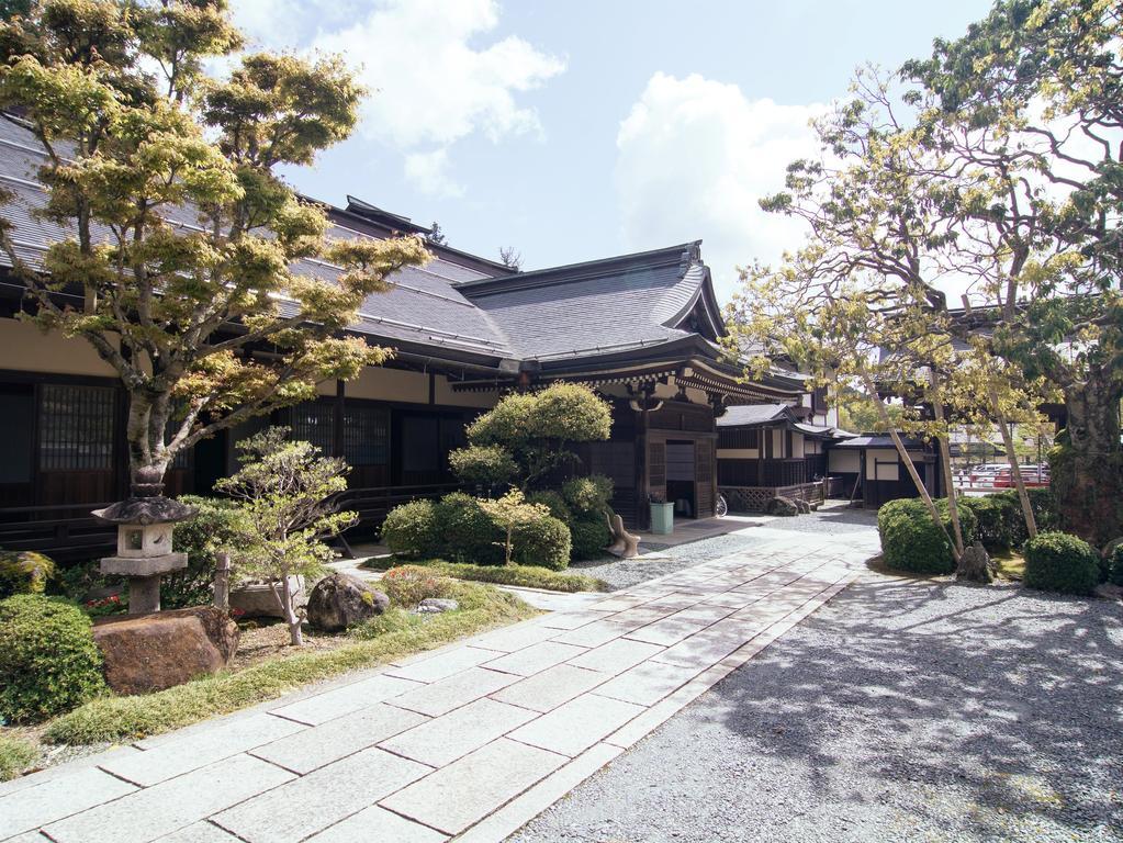 Koyasan Shukubo Jokiin Hotell Exteriör bild